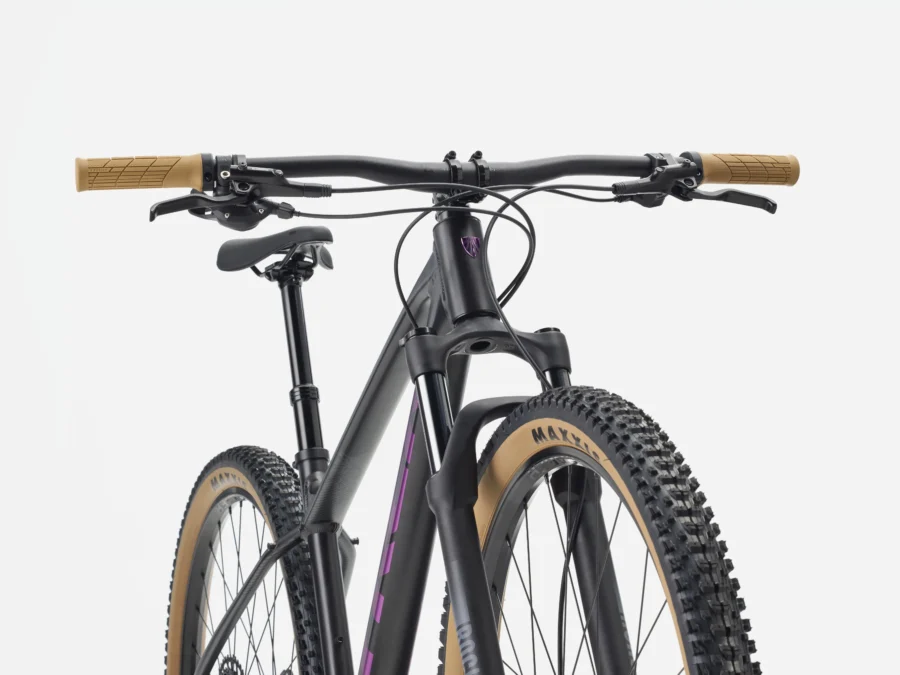 Bicicleta Trek Marlin  7 Sram SX 12V. H. Rockshox Judy 29 (Matte Dark web/Clear Gloss )