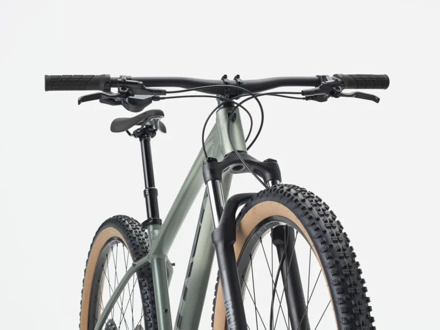 Bicicleta Trek Marlin 6 Shimano Cues U6000 10V. H. Rockshox Judy 29 (Liquen Mate/Verde Keswick Desvanecido)