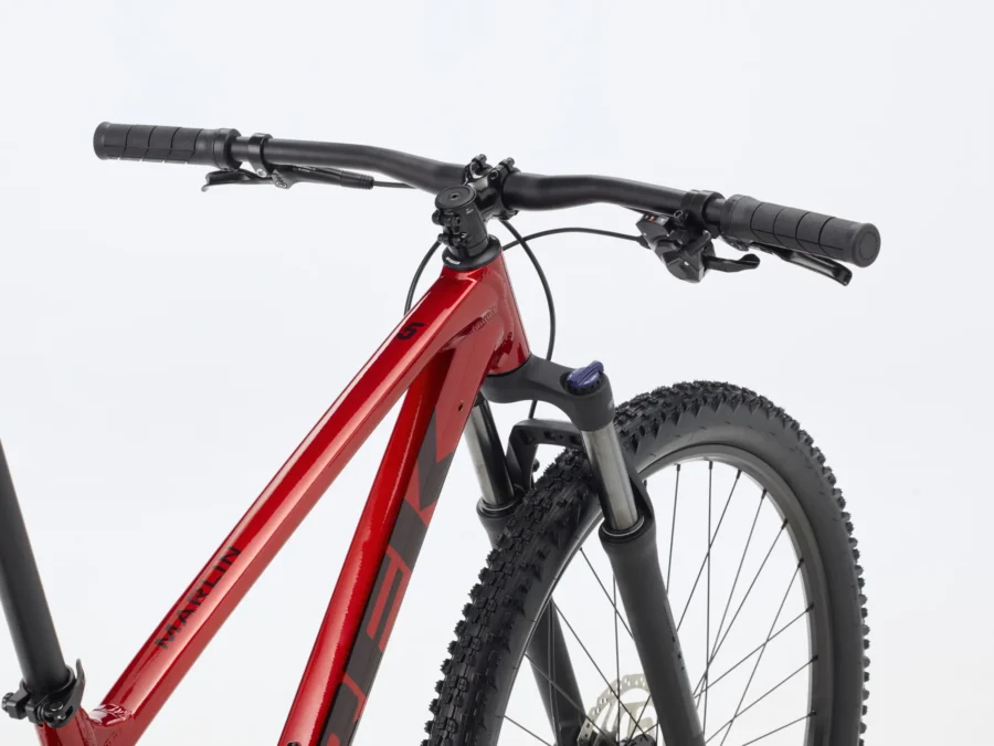 Bicicleta Trek Marlin 5 Shimano Cues 2x9V. H. Sr Suntour 29" (Fury  red)