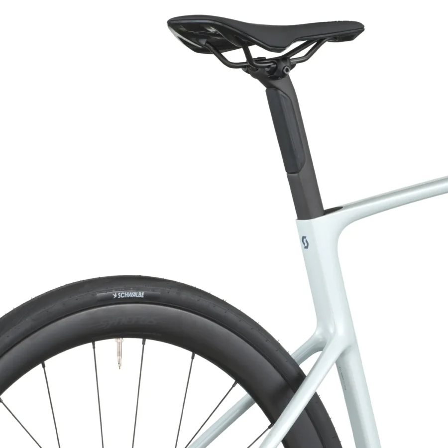 Bicicleta Scott Addict 30 Shimano 105 Di2 12V.